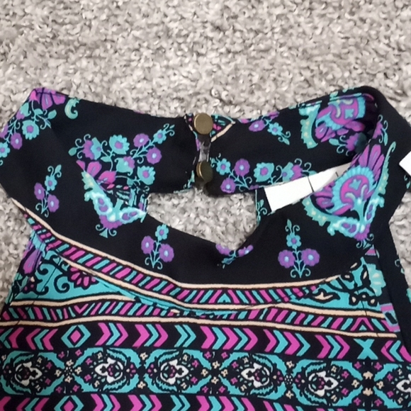 Open back mini dress - Picture 2 of 5